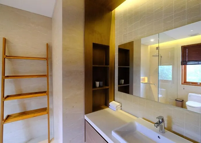 Swarna Umalas Modern 4br W Pool * Canggu (Bali)