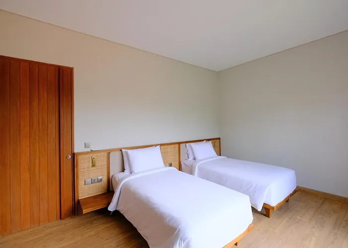 Swarna Umalas Modern 4br W Pool Villa