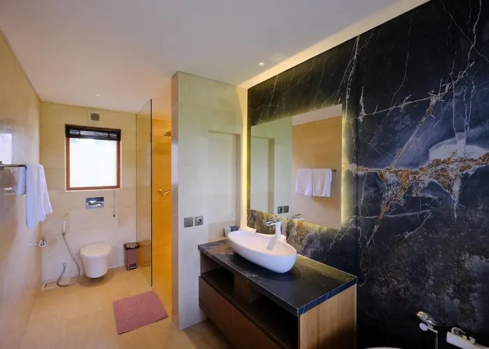 Swarna Umalas Modern 4br W Pool * Canggu (Bali)