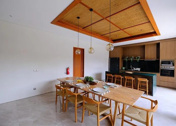 Swarna Umalas Modern 4br W Pool
