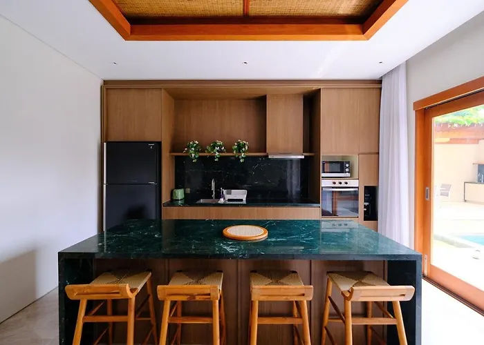 Swarna Umalas Modern 4br W Pool